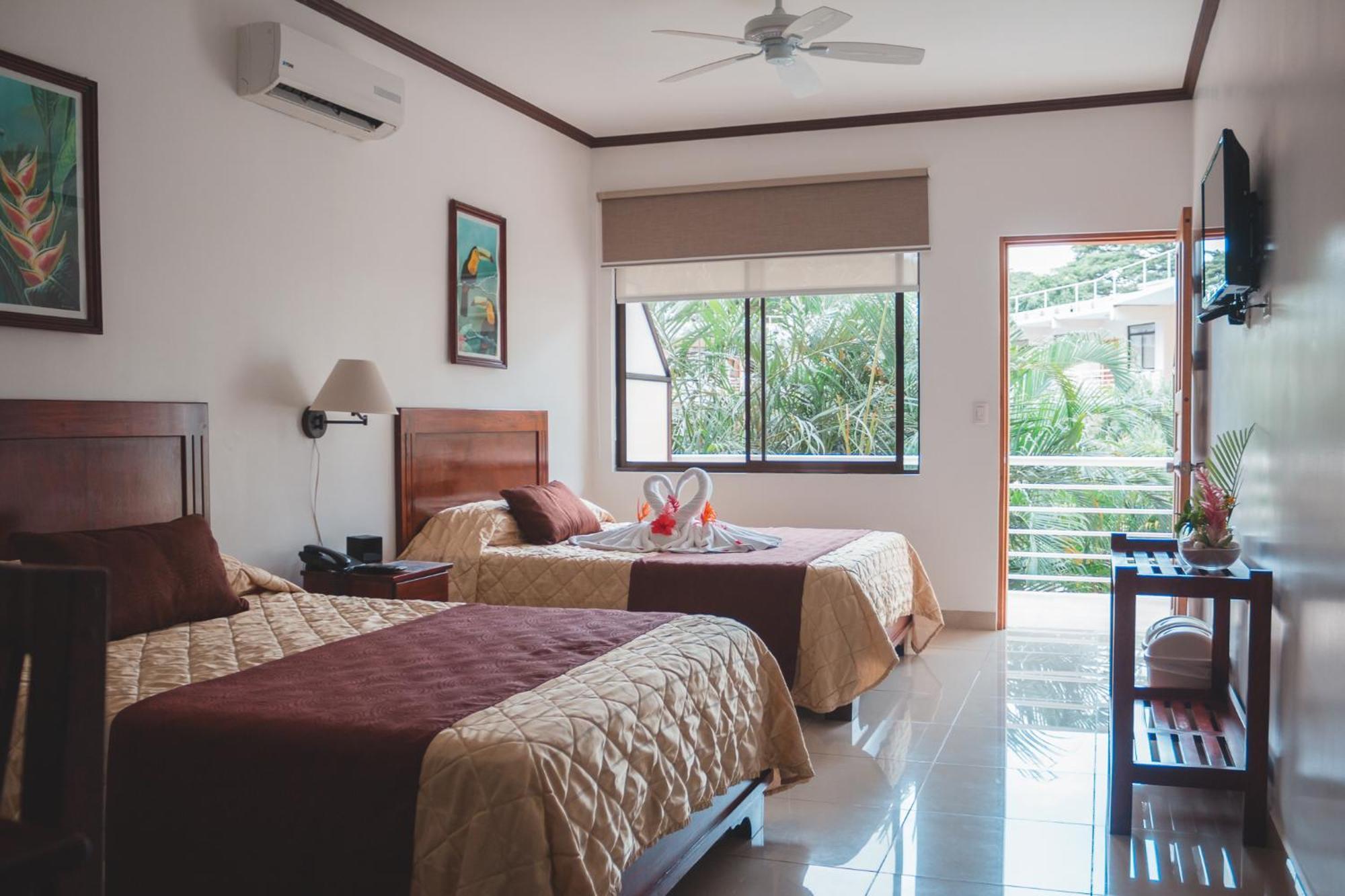 Hotel Arenas En Punta Leona Las Agujas Dış mekan fotoğraf